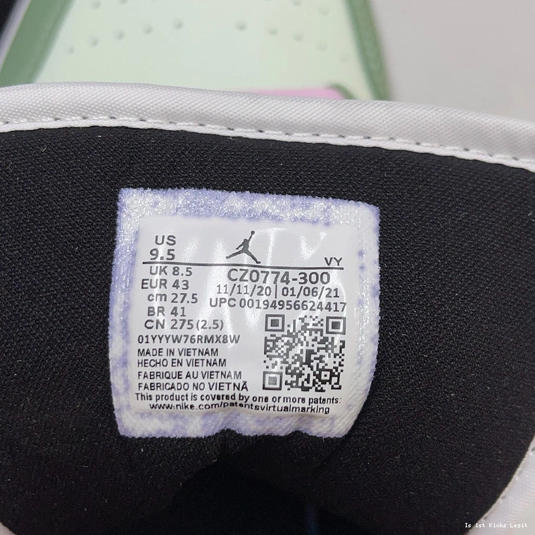 1 - Green (W) Dutch Jordan CZ0774-300 Mid 0228